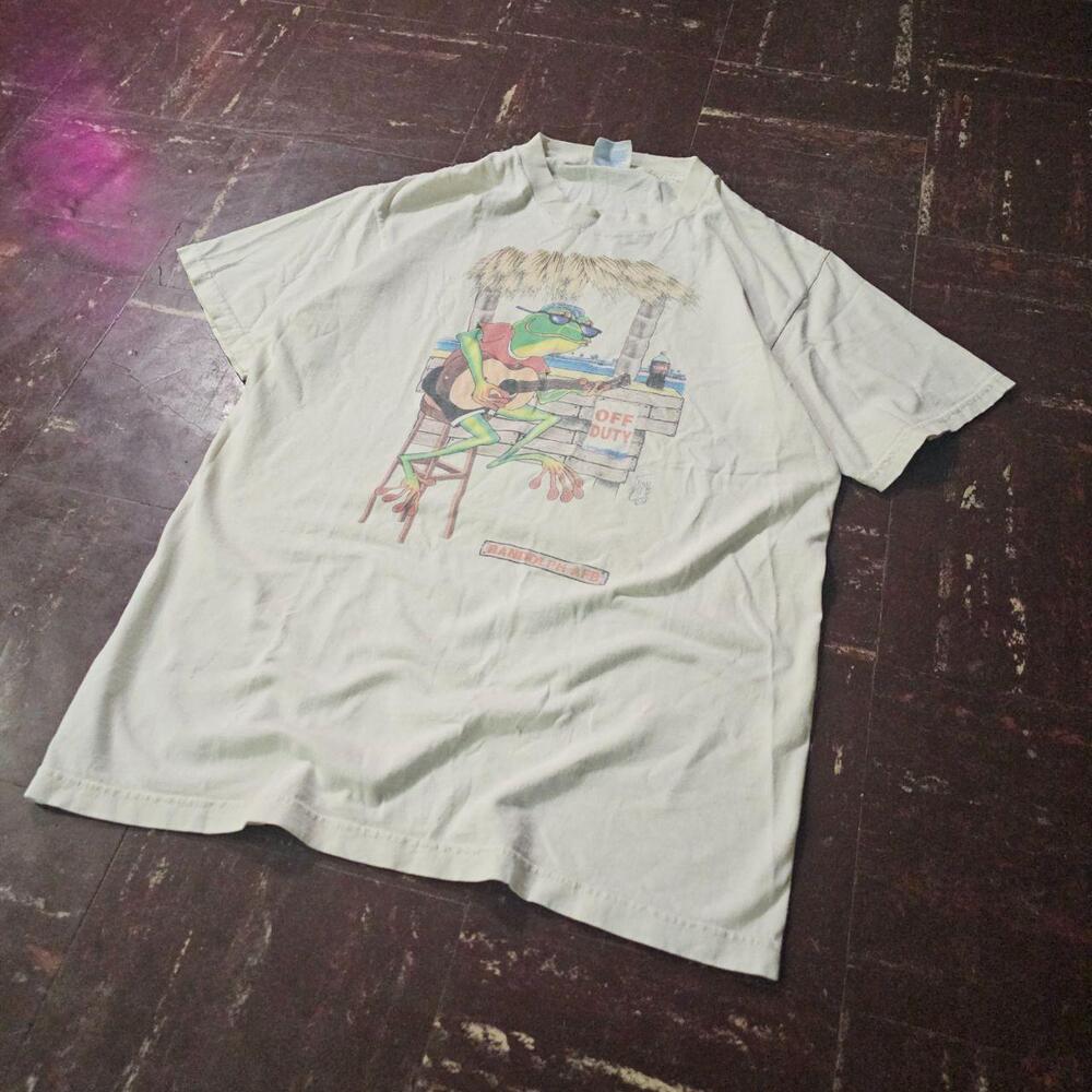 Graphic Tee Vintage 90s Frog Off Duty Randolph AFB White (M) ✨